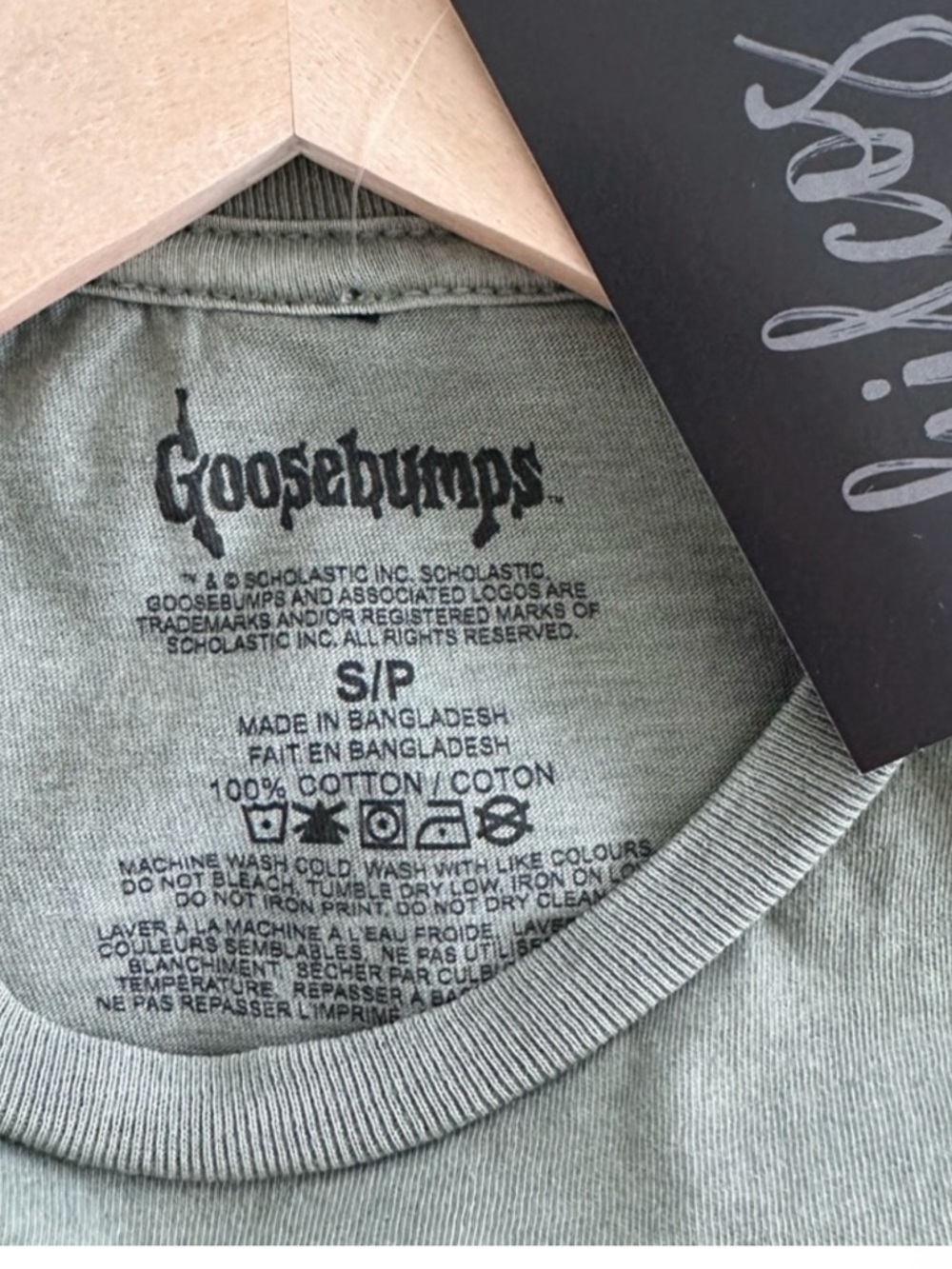 Goosebumps Cropped Graphic Tee - Picture 2 of 6